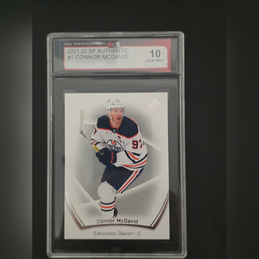 Connor McDavid Graded 10 Hockey Card KSA10